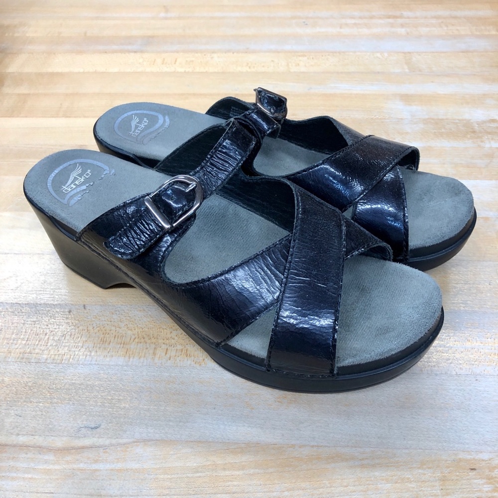 Dansko Black Sandals Size EUR 39